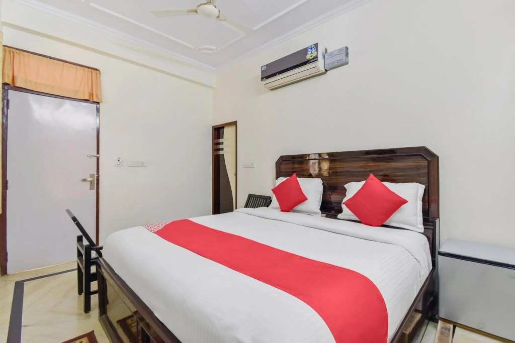 OYO 45641 Ekta My Stay