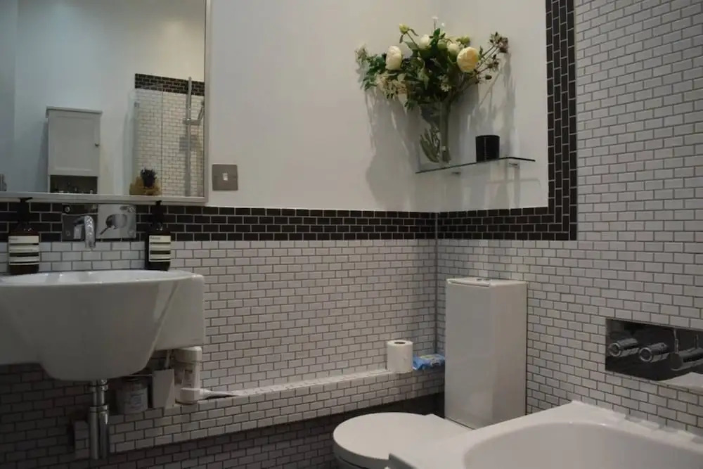 Modern 1 Bedroom Flat in Maida Vale