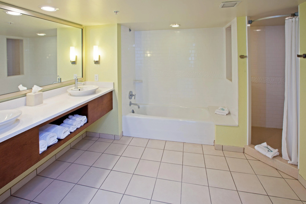 Holiday Inn Express Indianapolis - Fishers by IHG