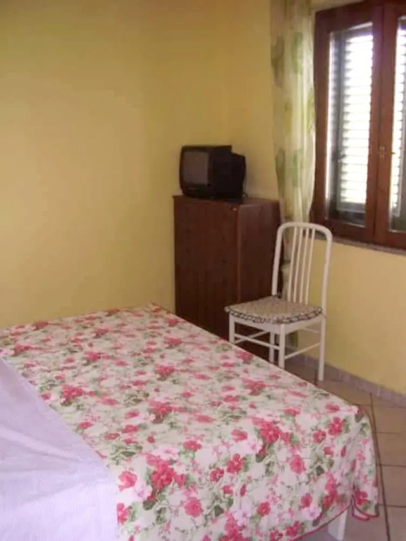 House With one Bedroom in Casal Velino, With Wonderful sea View and Enclosed Garden Near the Beach