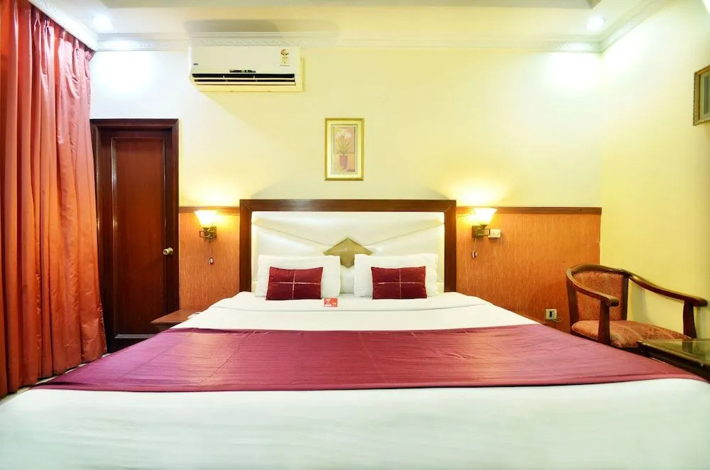 HOTEL CORPORATE INN