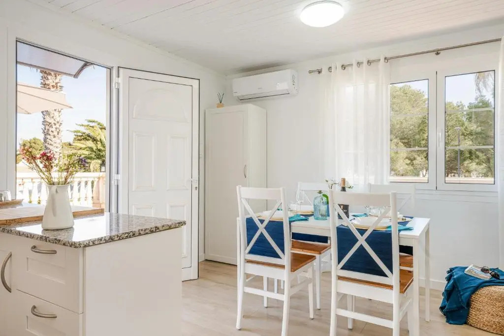 Apartamento nuevo en complejo exclusivo- A12