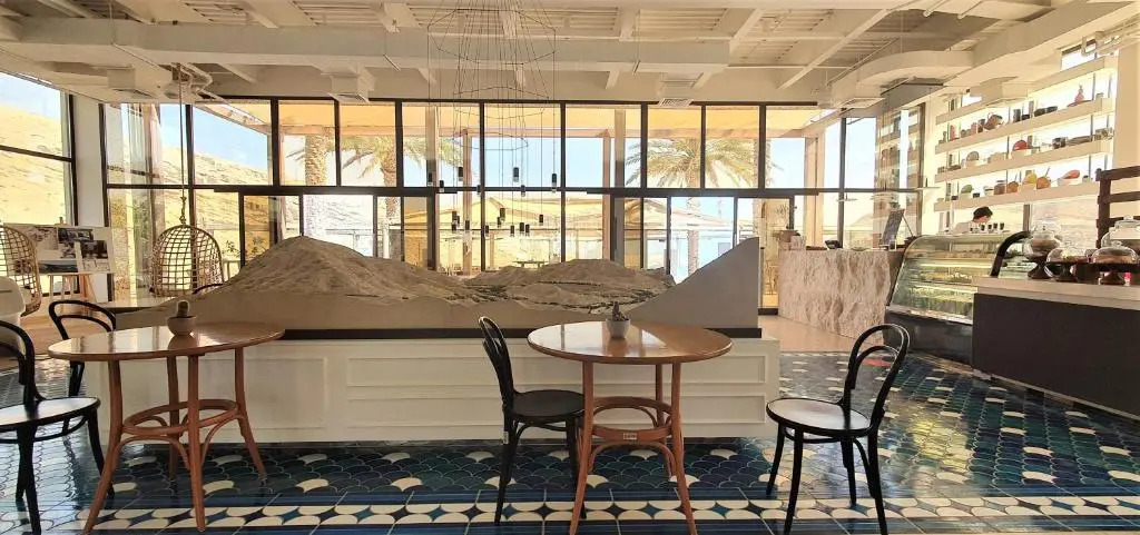 ONE Elegant Apartment in Muscat Bay 01