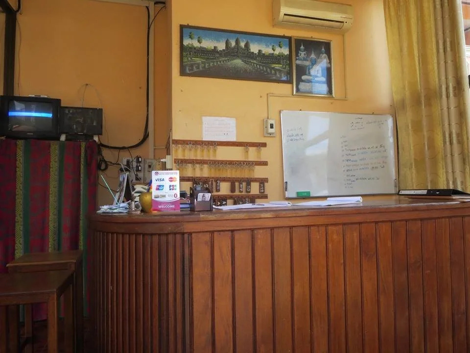Khamphone Hotel