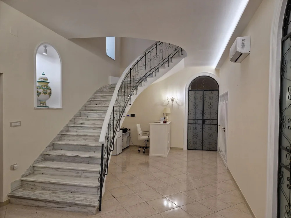 VILLA ESMERALDA