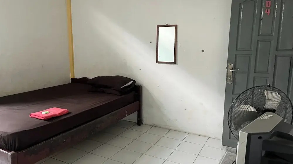 SPOT ON 94001 Sri Residence