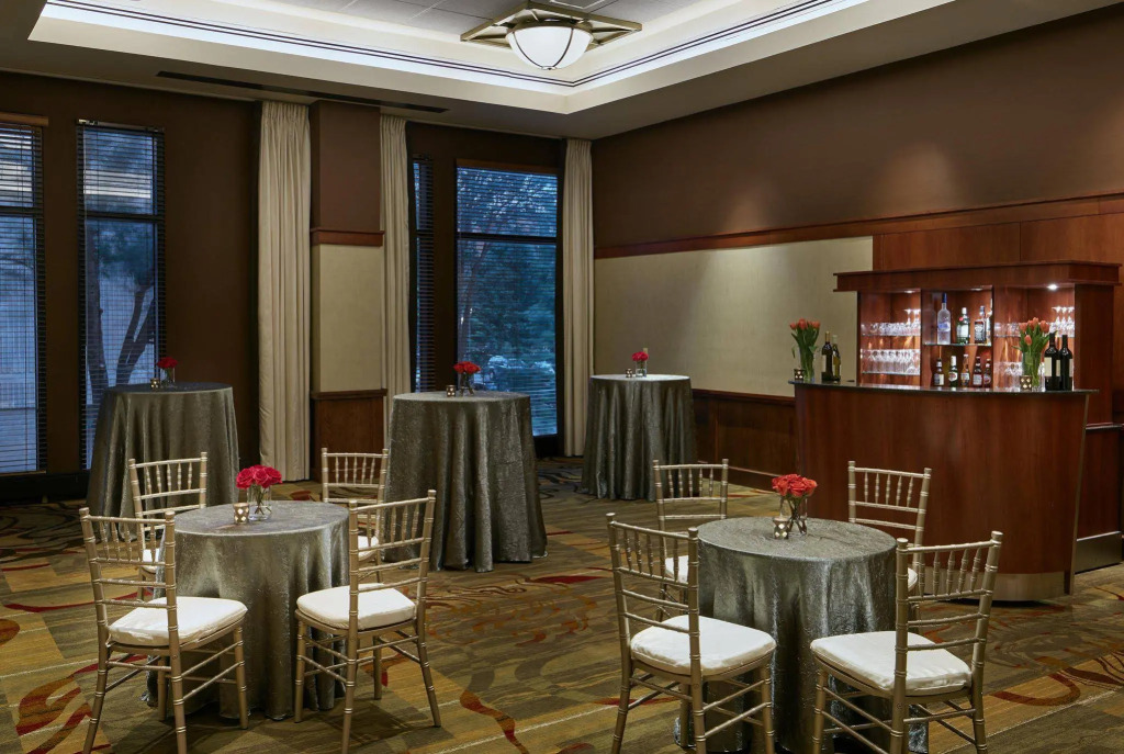 The Inn at Penn, A Hilton Hotel