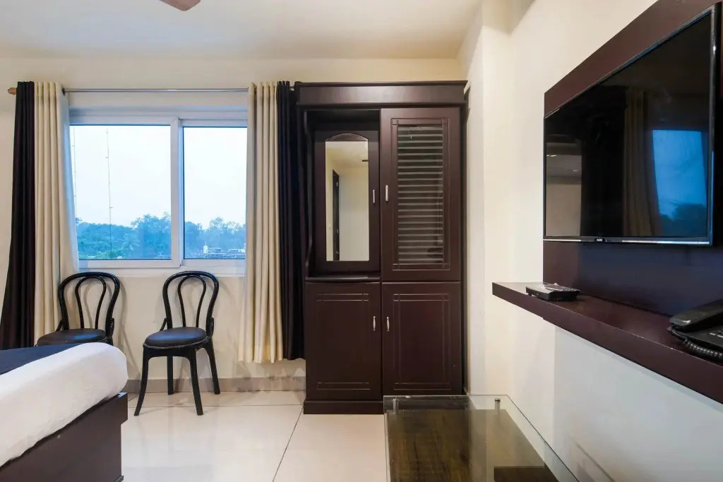Hotel Alfa by OYO Rooms