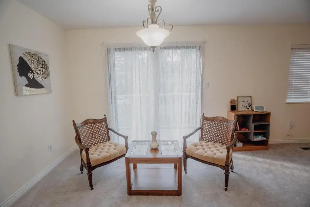 Cozy & spacious beautiful house in heart of the city