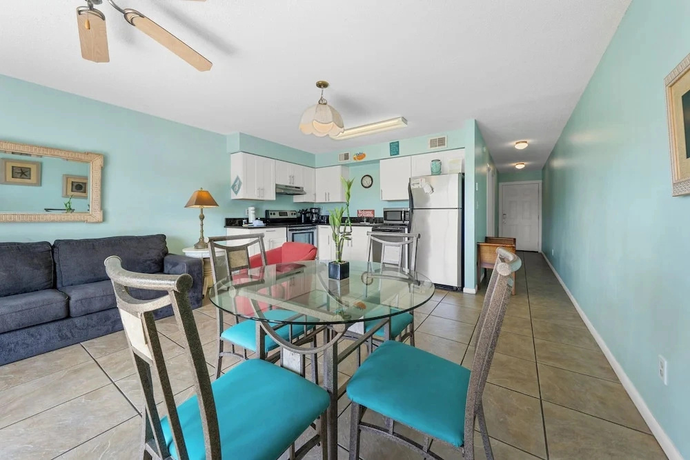 Seaside Beach & Racquet 1114