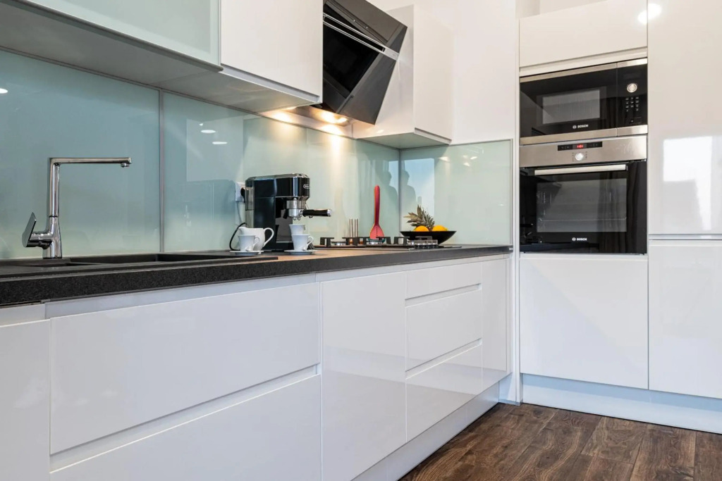 Iva Apartment