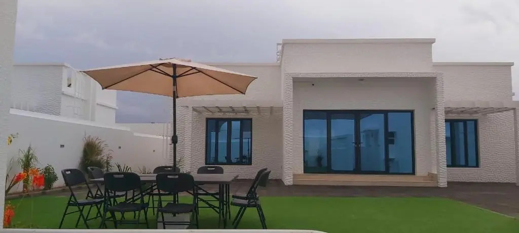 THE POOL VILLA - TANUF