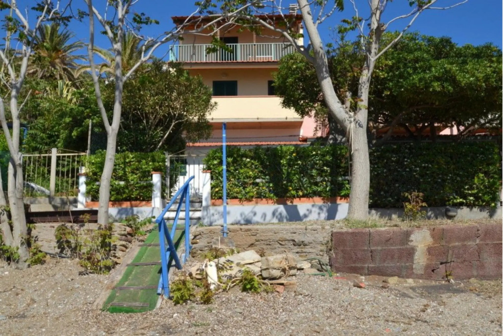 Apartment on the beach-INNAMORATA