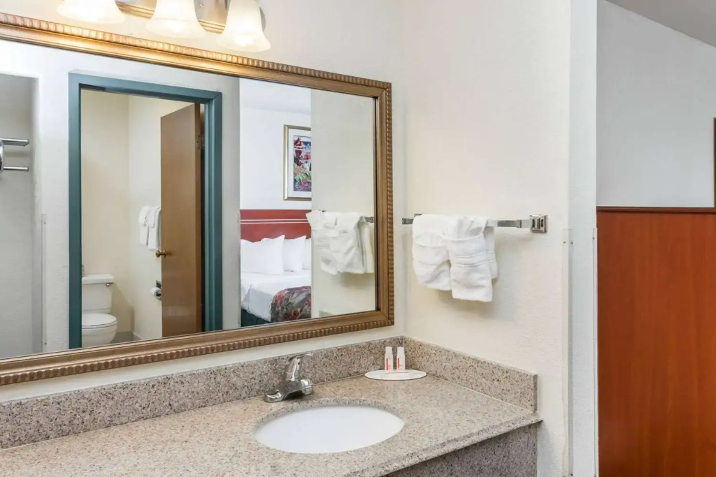 Fairbridge Inn Express Decatur Forsyth IL