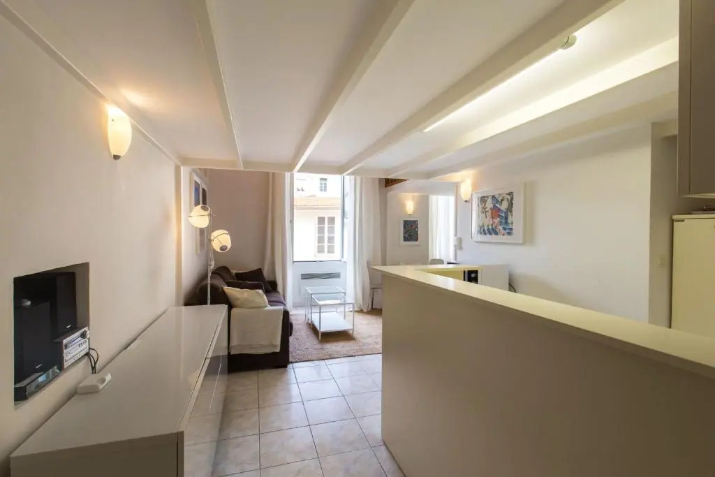 SUEDE PROMENADE Duplex apartment at 1 min from the sea 2 bathrooms