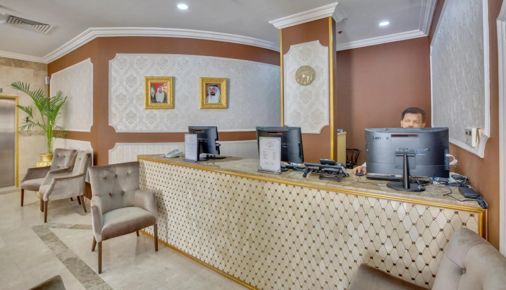 Royal Hotel