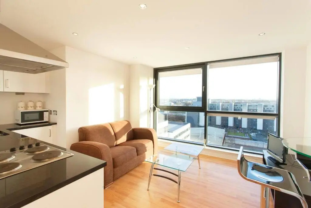 Executive 10th floor studio flat
