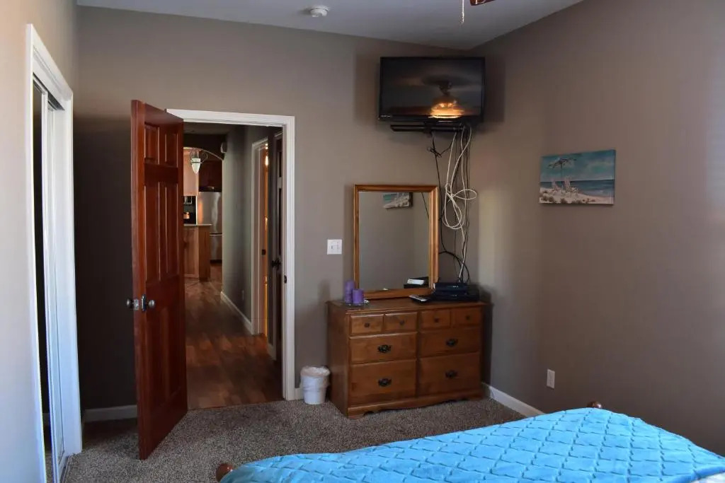 195 Main