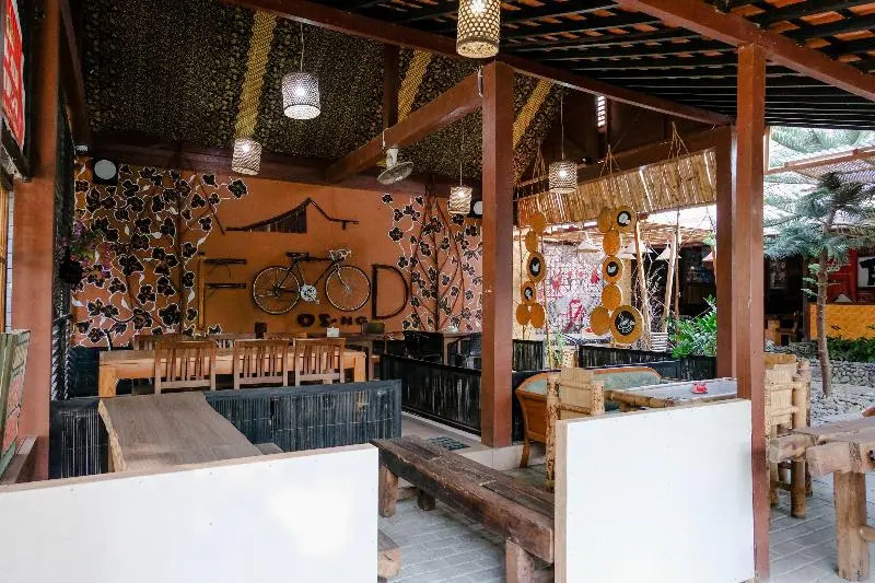 OYO 1230 Kampoeng Osing Syariah Guesthouse