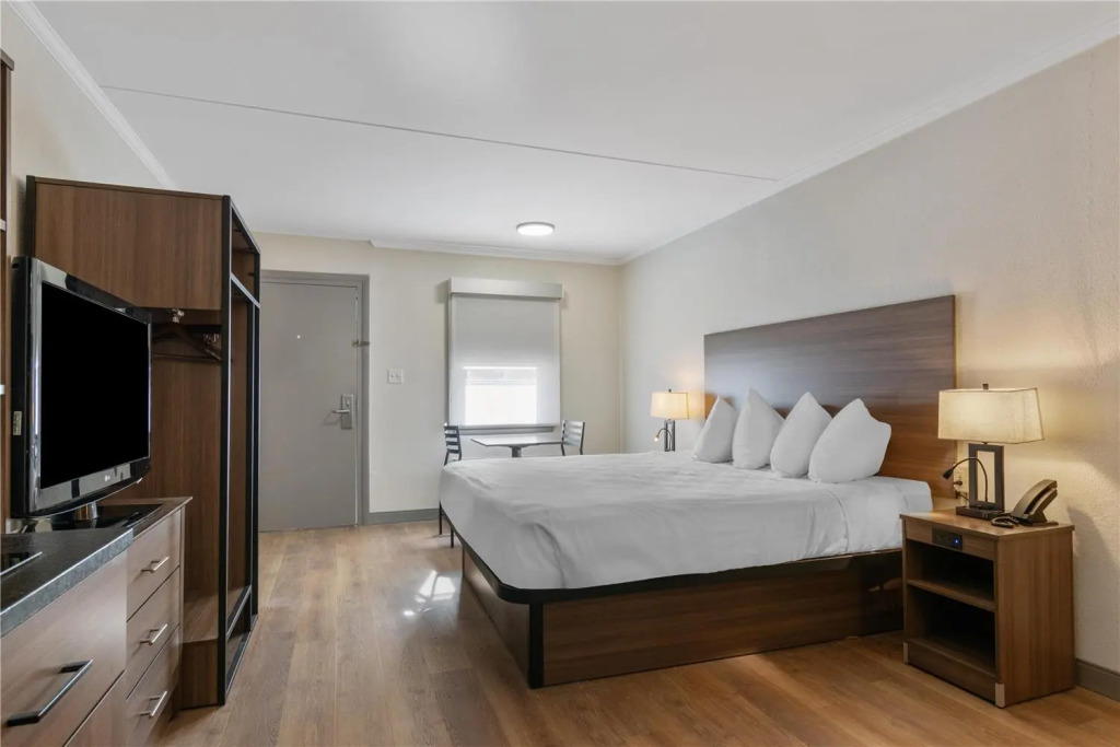SureStay Studio by Best Western Paradise Lancaster County