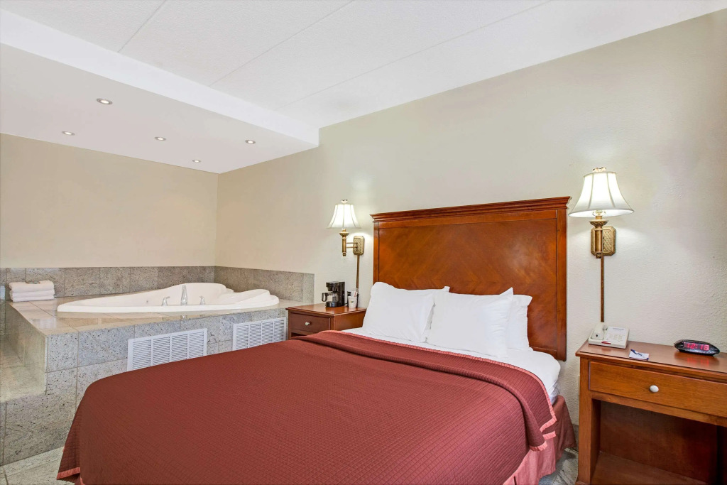 TraveIodge by Wyndham Parsippany