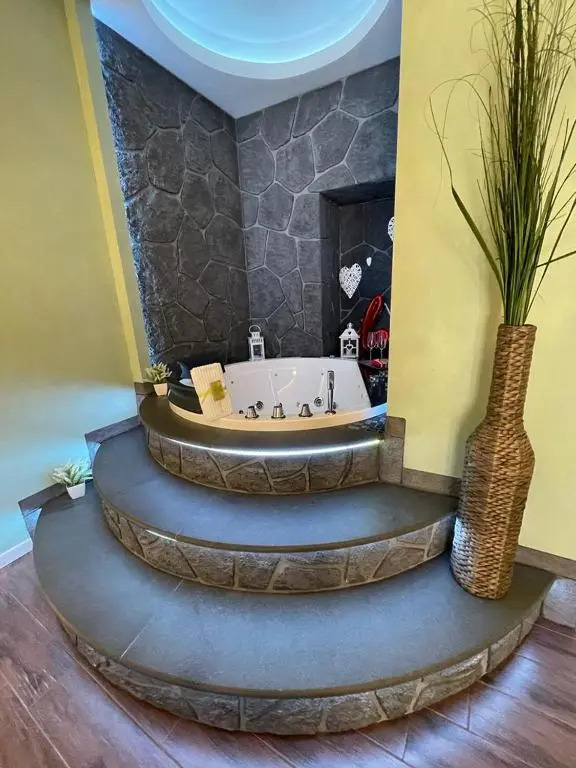 TH LUXURY SUITE