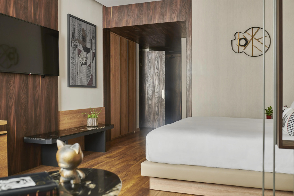 Отель Hyatt Centric Gran Via Madrid