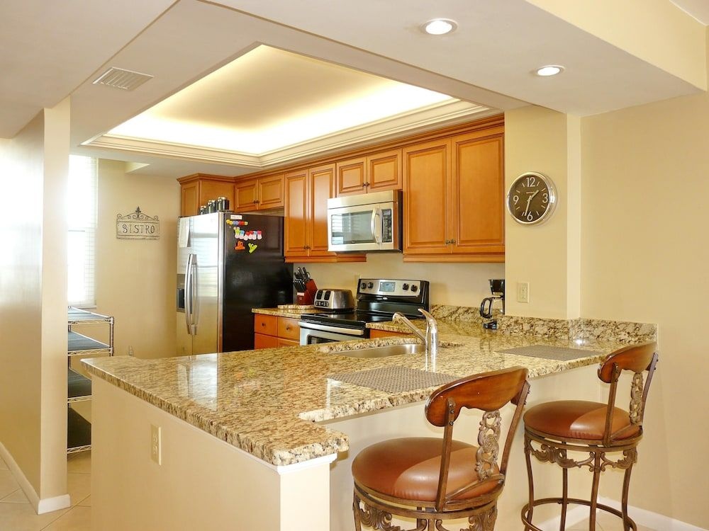 Stylish Beachfront Condo With Pool and Ocean Views
