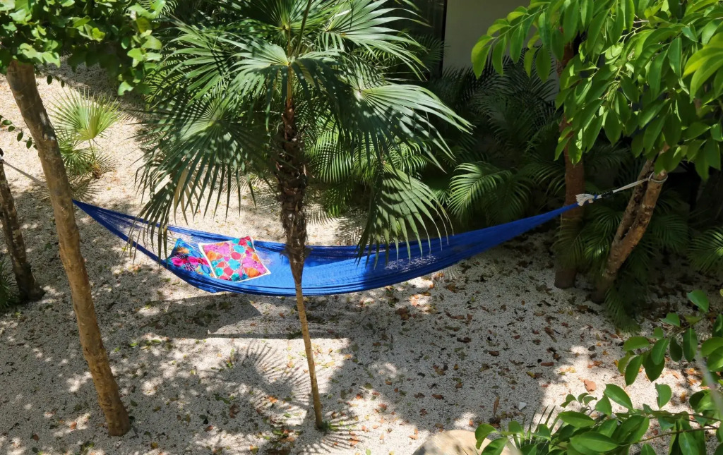 Niik Tulum