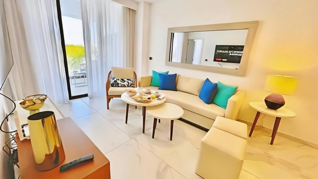 Cana Rock Star, Vista al campo de golf y Piscina 303