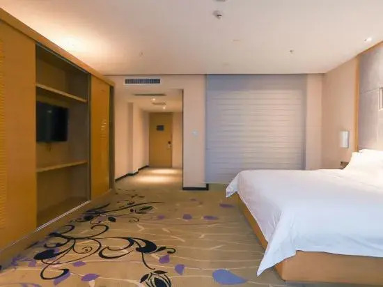 LiveCool-Hotel (WanDaGuangChangShunHaiDiTieZhanDian)