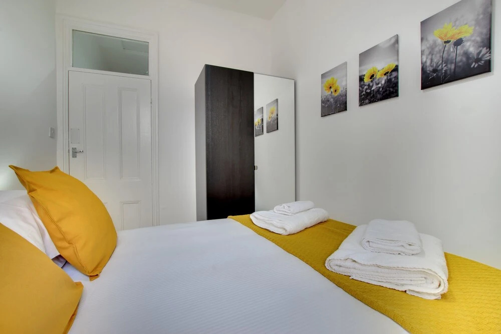 Modern First Floor Newcastle Apartment