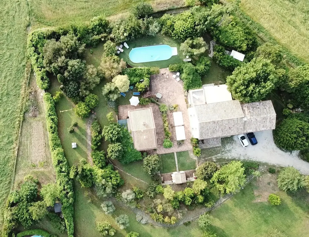 Casali Marchigiani - Ville vacanza private con piscina, giardino e vista panoramica