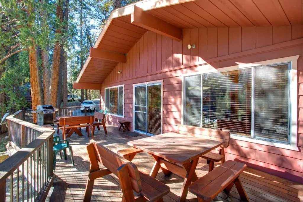 64 River Lodge