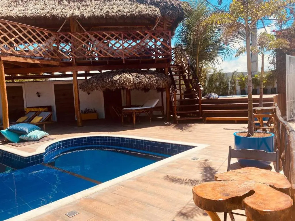 Leão Beach Pousada