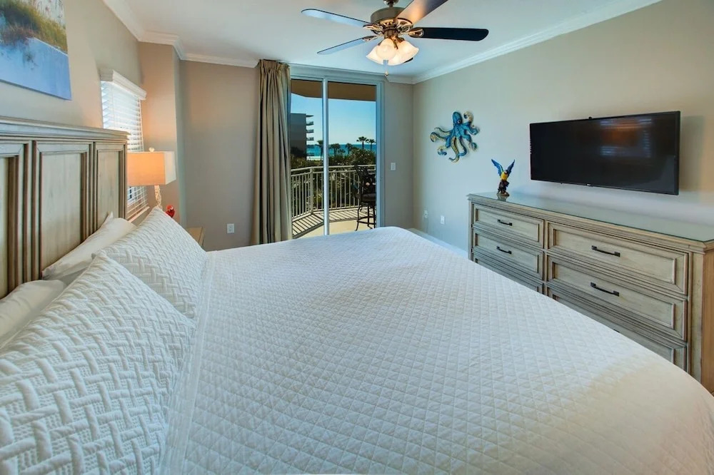 Waterscape B312 2 Bedroom Condo