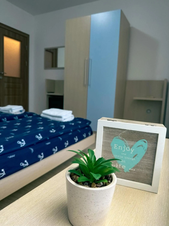 Apartment #1 - Sunshine and Love