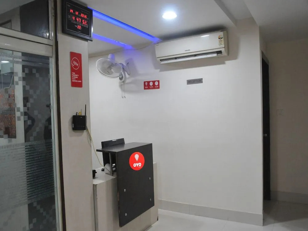 OYO 3353 Apartment Royal Residency