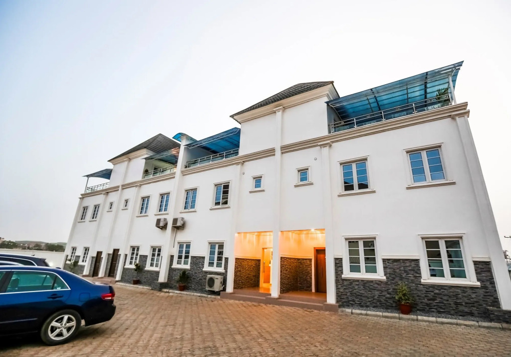 Tranquil Mews Hotel