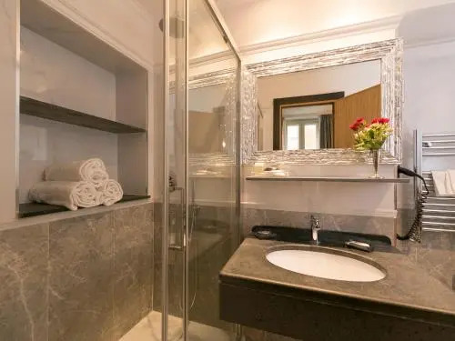 DK Suites