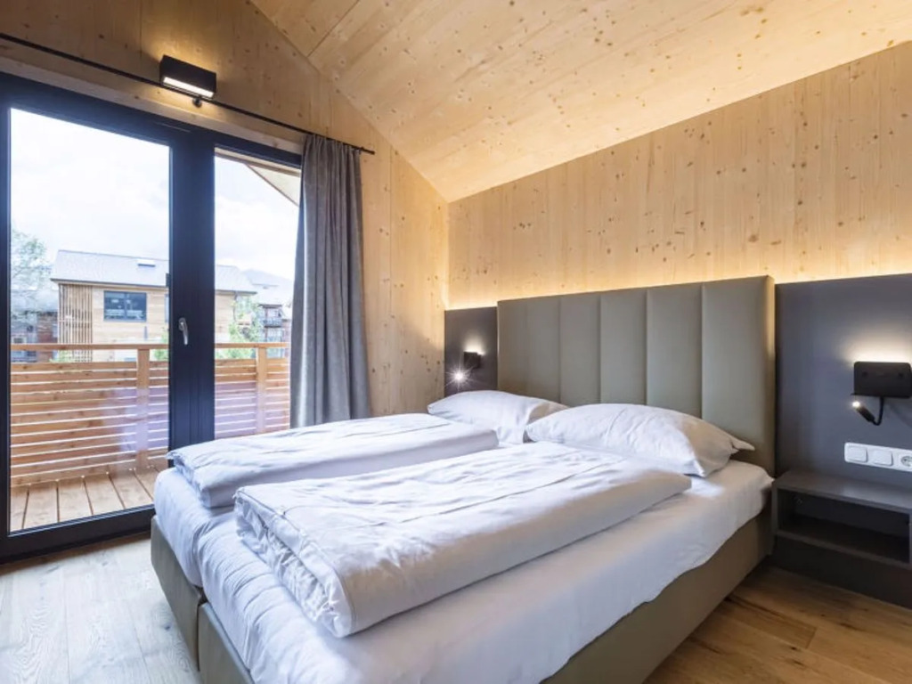 Villa mit Pool und Sauna für 10 Personen