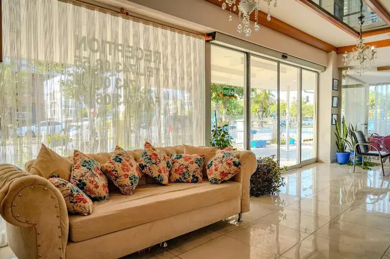 Sazak Hotel