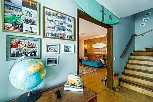 Surfhouse ThePortugalWave