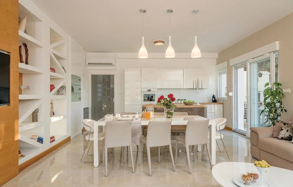 Luxurious Home In Podstrana
