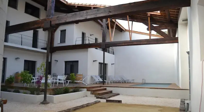 Maison Cachée