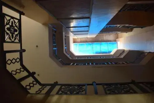 Hotel Tri-Lok Palace