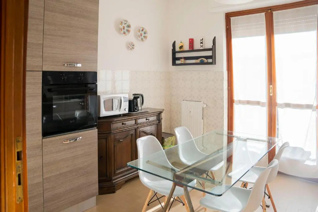 093 - Casa Panorama, Vista Mare e Vista Portofino, 500 metri centro di Chiavari, POSTO AUTO GRATIS INCLUSO