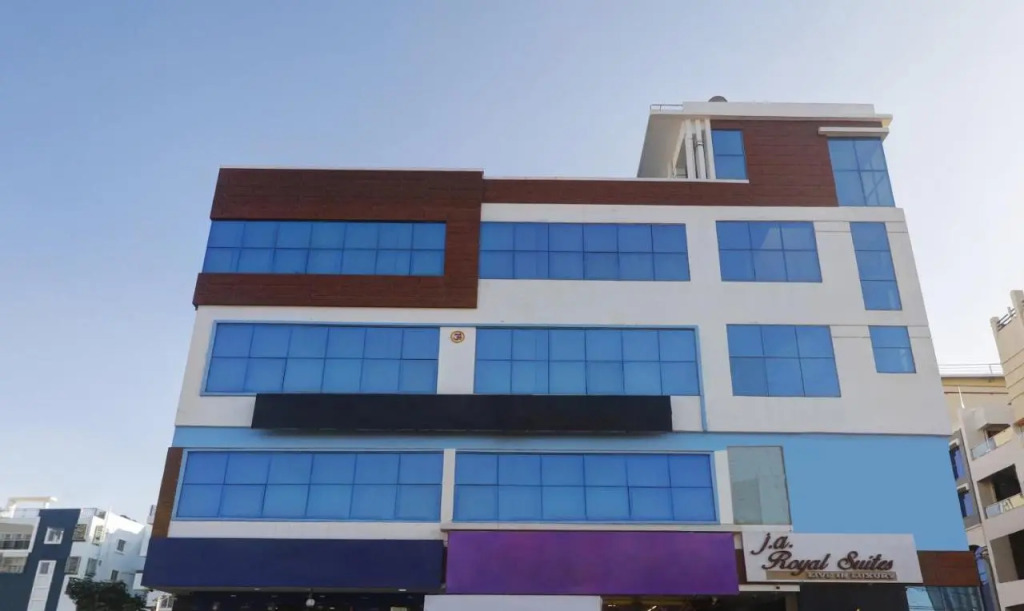 Itsy Hotels J A Royal Suites Manikonda