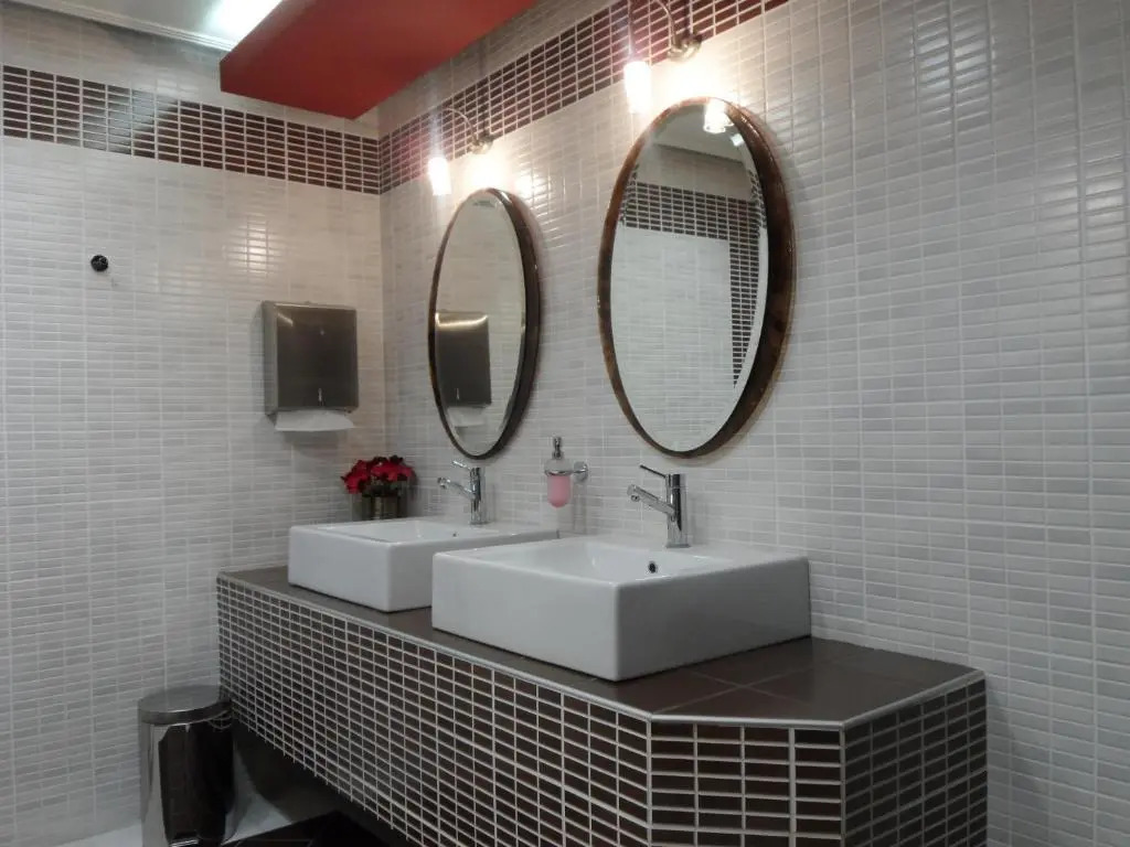 Hotel Prigipikon Suites and sofites