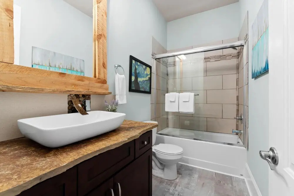 Nancy Key w/Pool, Wine Cave, Optional Boat Rental